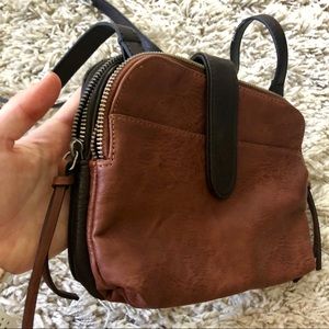 Dual pouch leather crossbody
